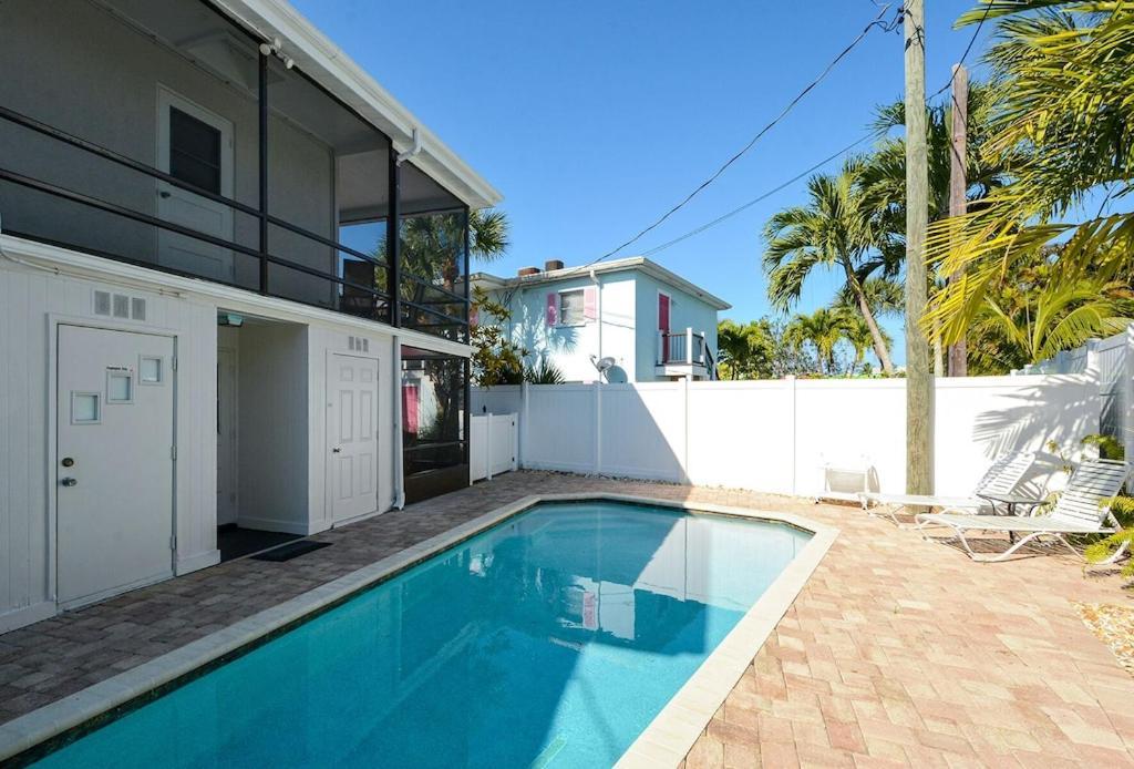 Canal 309 - Right In Siesta Key Village! Extérieur photo