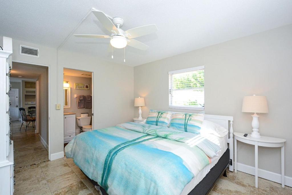 Canal 309 - Right In Siesta Key Village! Extérieur photo