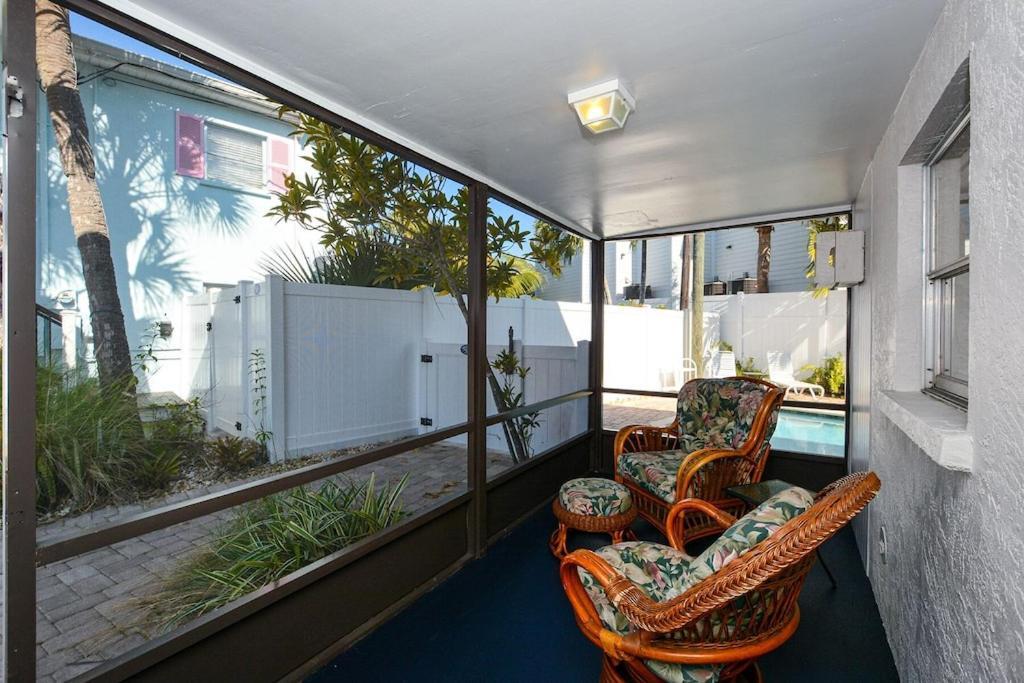 Canal 309 - Right In Siesta Key Village! Extérieur photo